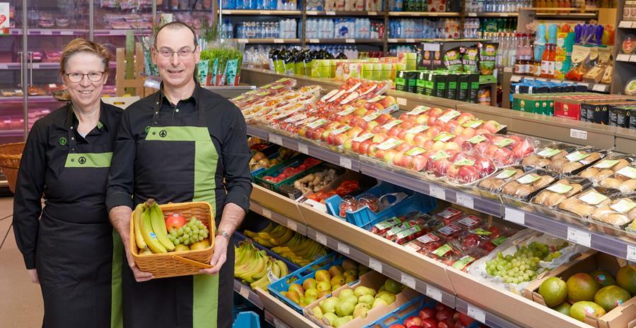 Un couple d'entrepreneurs choisit délibérément Spar