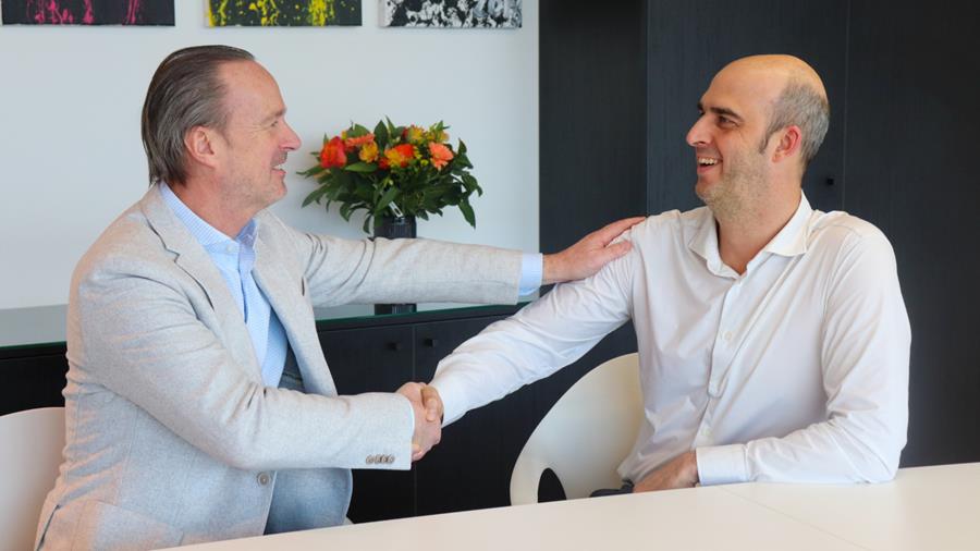 Stefaan Deblauwe volgt Ignace Cosaert op als CEO van Athena Graphics Group