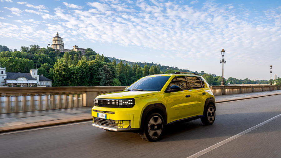 Fiat lanceert auto met gerecycleerd materiaal uit drankkartons