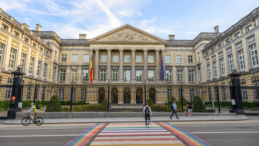 Spoedbehandeling wetsvoorstel dringende begrotingsmaatregelen